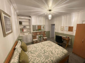 Self-Contained Ground Floor Flat